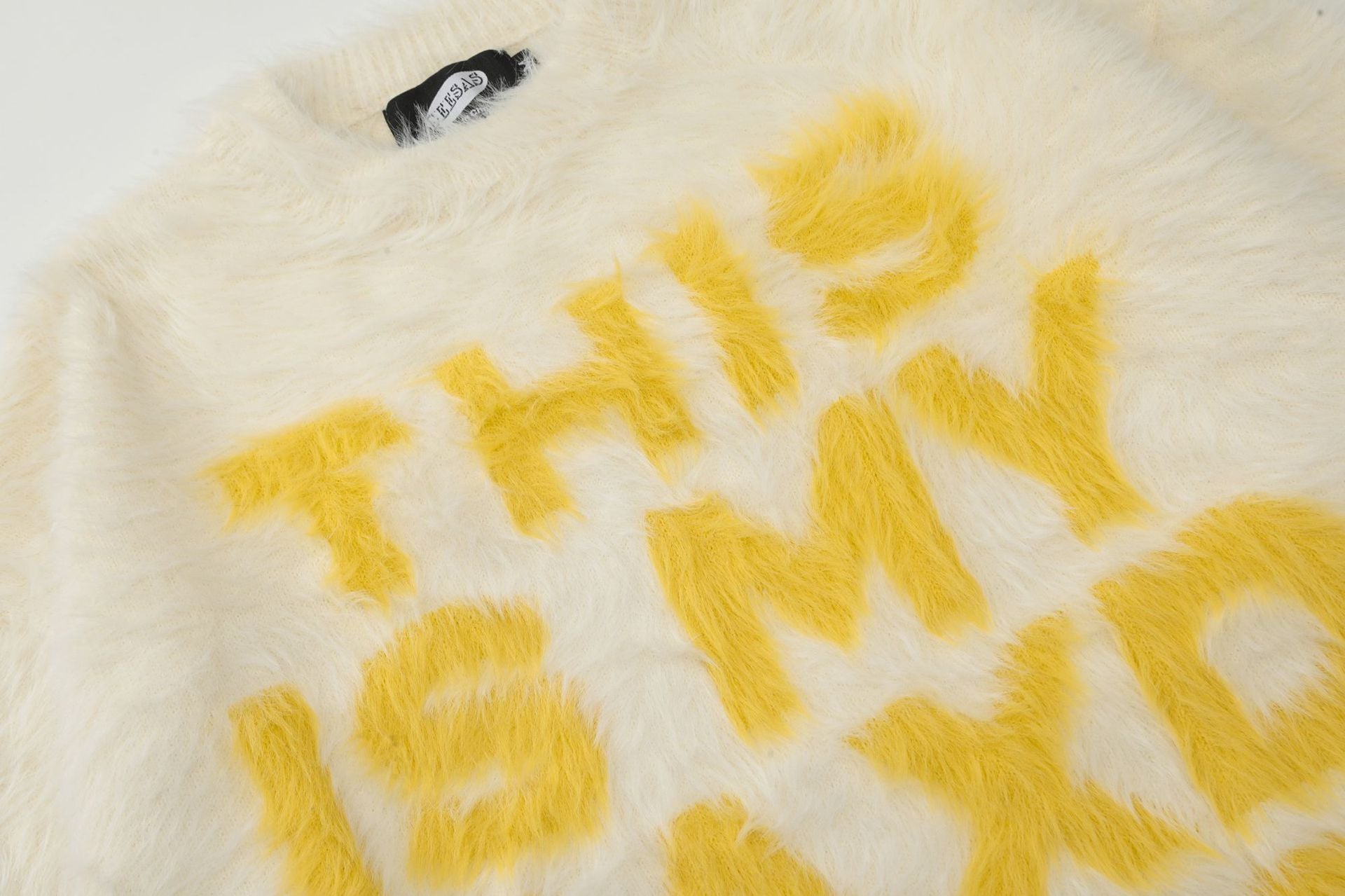 TODAMU® Women's American retro loose letter furry round neck sweater