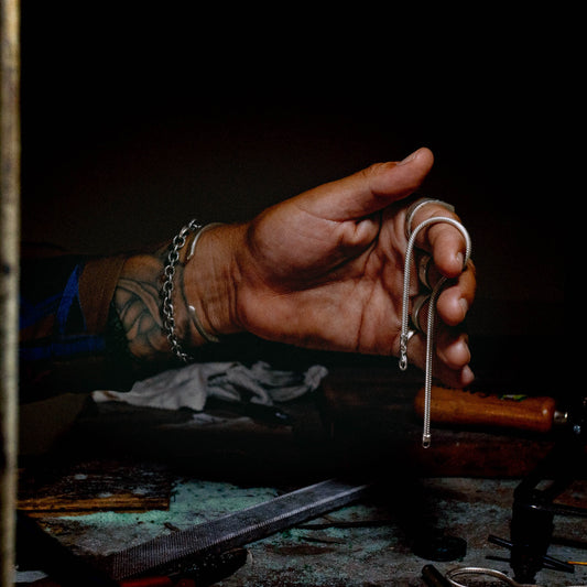 Nebty Chain (Two Ladies)